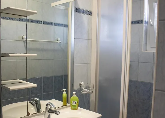 Appartamento With Swimming Pool Lopar, Rab - 22978 *