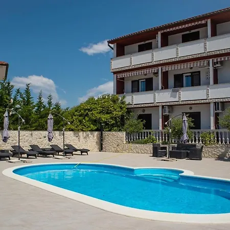 With Swimming Pool Lopar, Rab - 22978